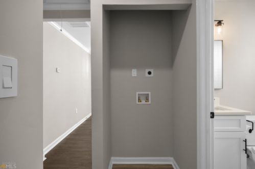 279 Booker St, Atlanta GA 30315-3604 exterior