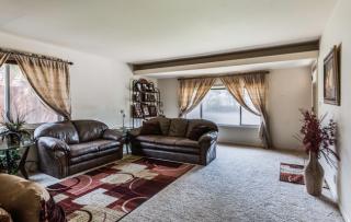 5219 Diablo Dr, Sacramento, CA 95842-2827