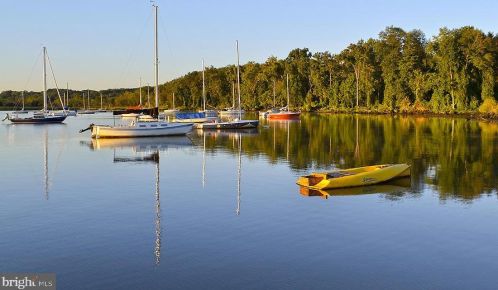 6524 10th St, Alexandria VA  22307-6501 exterior