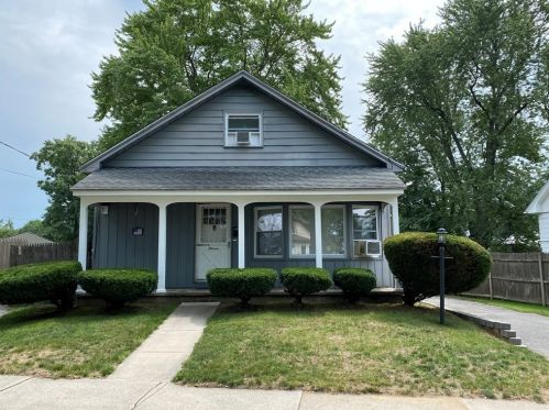 11 Merida St, Springfield, MA 01104-2704