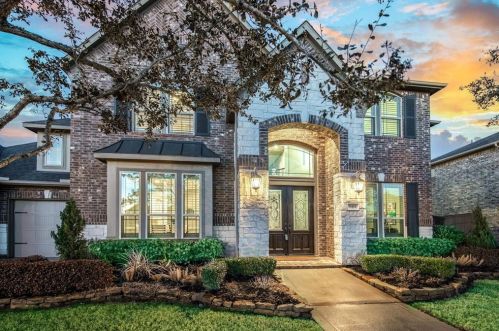 5411 Mustang Rdg Ln, Fulshear TX 77441-2150 exterior