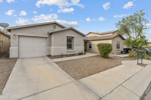 3287 Treece Pl, Tucson AZ  85742-8235 exterior