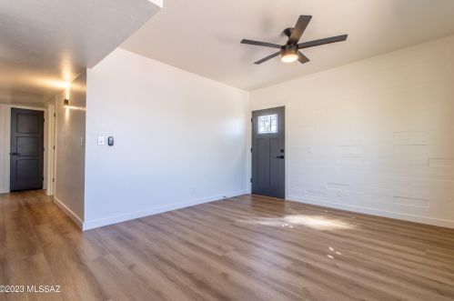 207 25th St, Tucson AZ  85713-1653 exterior