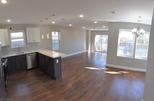 225 9 St, Newark NJ 07107-1907 exterior