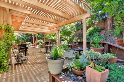 3116 Collingswood Dr, Folsom CA  95762-6214 exterior