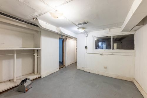 229 Long Ave, Chicago IL 60638-1714 exterior