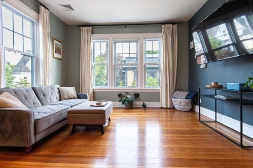 612 Angell St, Providence, RI 02906-5533