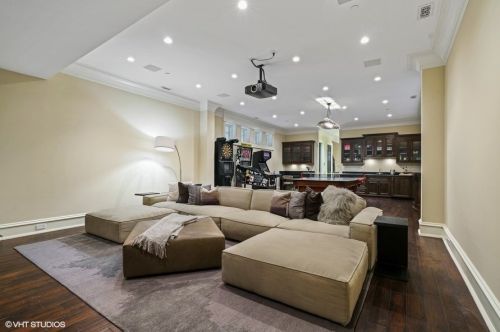 2038 Mohawk St, Chicago IL 60614-4515 exterior