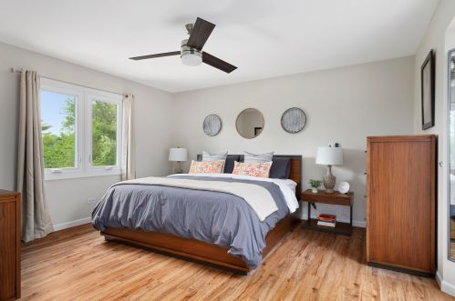 1323 Hamilton Ave, Elmhurst IL 60126-5407 exterior