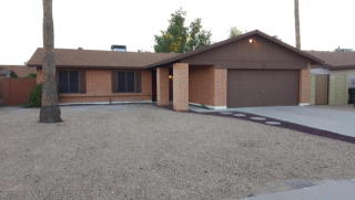 4111 Desert Cv Ave, Phoenix AZ  85028-3432 exterior