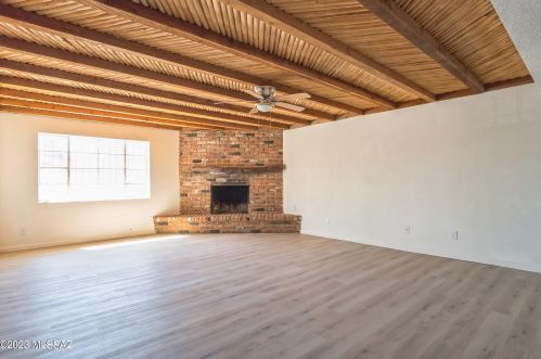 950 4th Ave, Tucson AZ  85705-7866 exterior