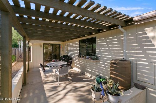 2421 Double O Pl, Tucson AZ 85713-6717 exterior