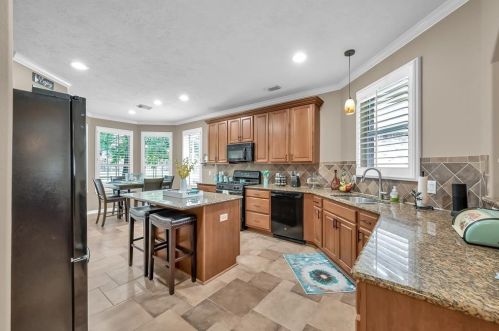 91 Misty Harbor Dr, Montgomery TX 77356-5242 exterior