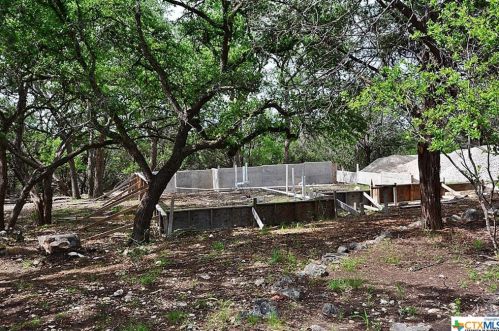 1844 Laguna, Spring Branch, TX 78070