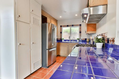 1936 Meade Ave, San Diego CA 92116-4017 exterior