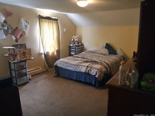 80 Furnace St, Killingly CT exterior