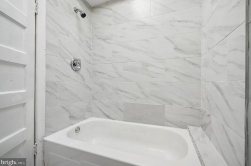 228 Edgewood St, Philadelphia PA 19139-2322 exterior