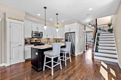 2731 Neva Ave, Chicago IL  60707-1612 exterior