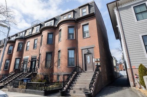 754 4th St, Boston MA  02127-3191 exterior