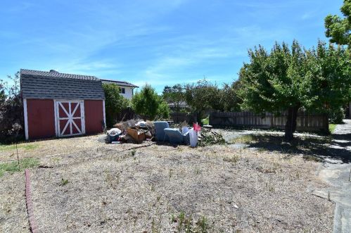 815 Minnesota Ave, Turlock CA 95382-1509 exterior