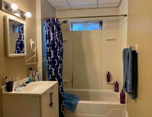 55 Vernon St, Worcester MA 01610-1935 exterior