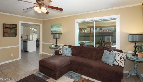 4331 Amberwood Dr, Phoenix AZ 85045-4209 exterior