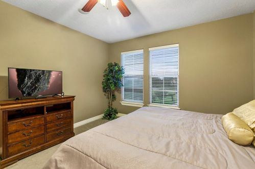 32731 Westminster Dr, Fulshear TX 77441-4098 exterior