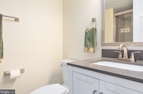 6378 Alderman Dr, Alexandria VA 22315-3731 exterior