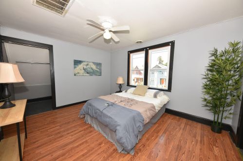 3257 Booth St, Milwaukee WI 53212-2135 exterior