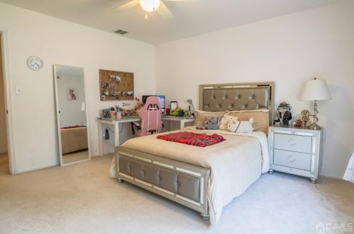 122 Dewolfe St, Edison NJ  08817-5145 exterior