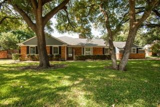 10639 Royal Springs Dr, Dallas TX  75229-5249 exterior