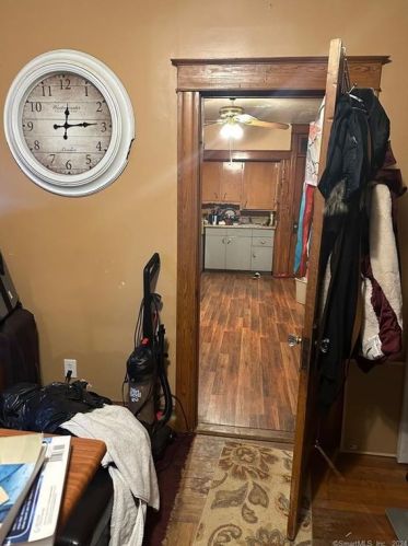 260 Grove St, New Britain CT 06053-3762 exterior