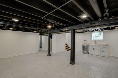 8104 Dorchester Ave, Chicago IL  60619-3436 exterior