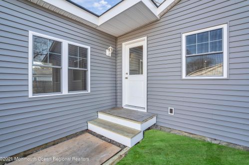 3106 Hiawatha Ave, Point Pleasant Beach NJ 08742-3541 exterior