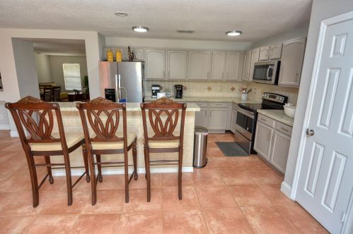 1761 Bradway Ln, Fort Pierce FL 34953-1621 exterior