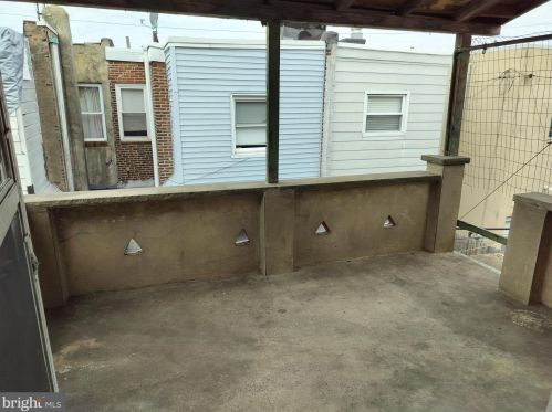 2214 17 St, Philadelphia PA 19132-3930 exterior