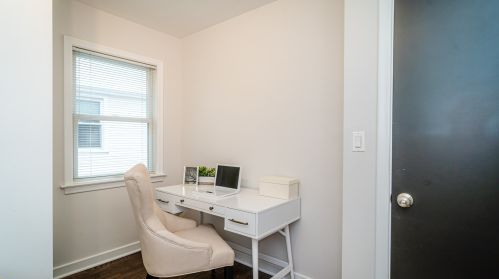 3927 Lawndale Ave, Chicago IL  60618-3107 exterior