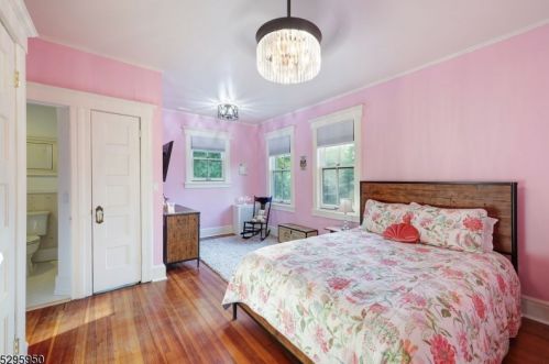 517 Clark St, Westfield NJ 07090-4012 exterior