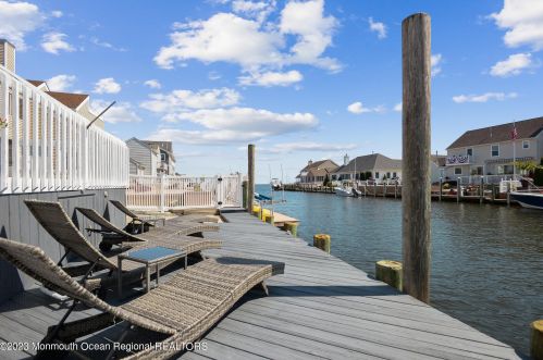 829 Spar Dr, Lacey NJ 08731-3028 exterior