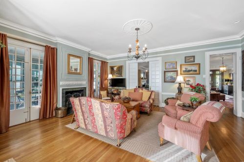 36 Portland Pl, Saint Louis MO 63108-1242 exterior