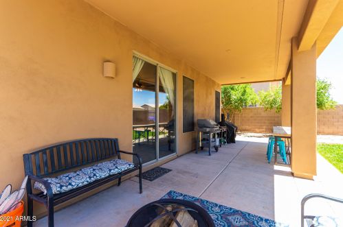 2181 Westchester Dr, Chandler AZ 85249-4687 exterior