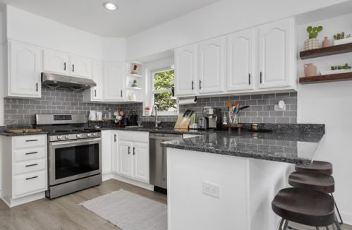 1229 32nd St, Chicago IL  60608-6318 exterior