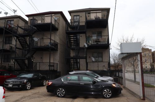 5858 Prairie Ave, Chicago, IL 60637-4065