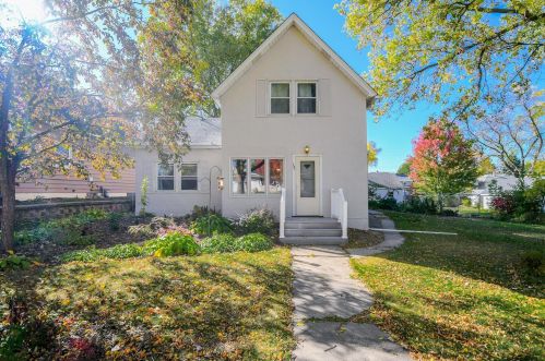 1151 Charlton St, Saint Paul MN 55118-2119 exterior