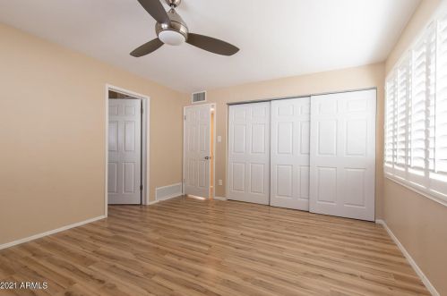 6131 12 Ave, Phoenix AZ 85045-0738 exterior