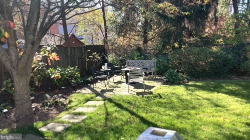 9126 Bradford Rd, Silver Spring MD 20901-4918 exterior