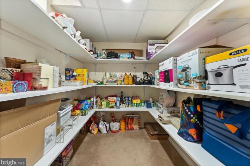 43 Caleb Ln, Princeton NJ 08540-6136 exterior