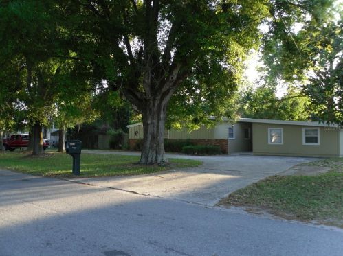 8406 Gomez Ave, Tampa FL  33614-1839 exterior