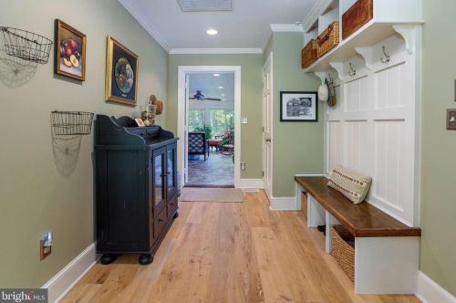 5983 Canterbury Dr, Easton MD 21601-8557 exterior