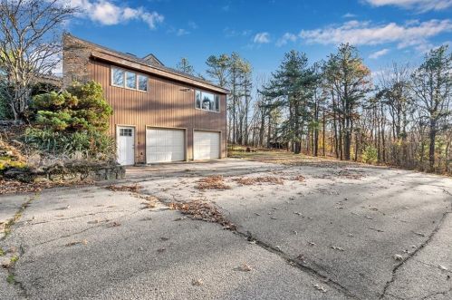 67 Viva Way, Woonsocket, RI 02895-3913